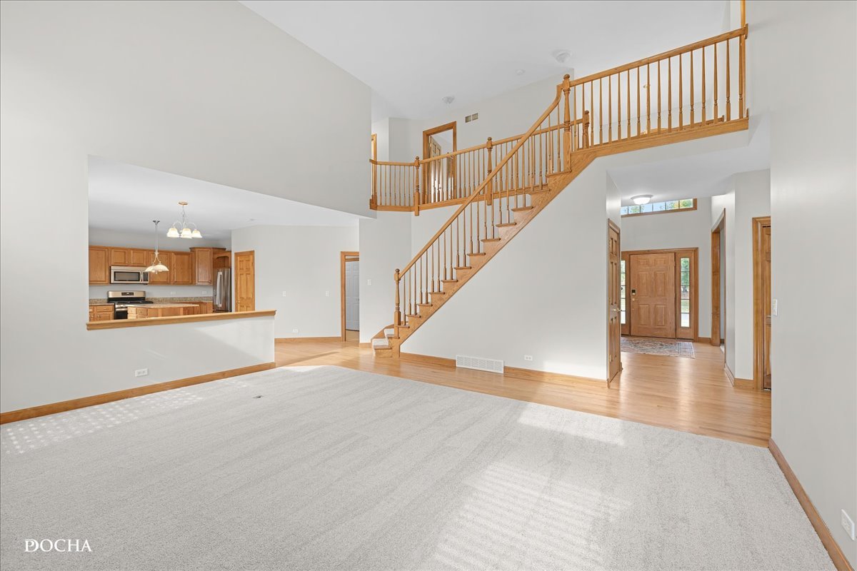 842 Heartland Drive, Yorkville, IL 60560