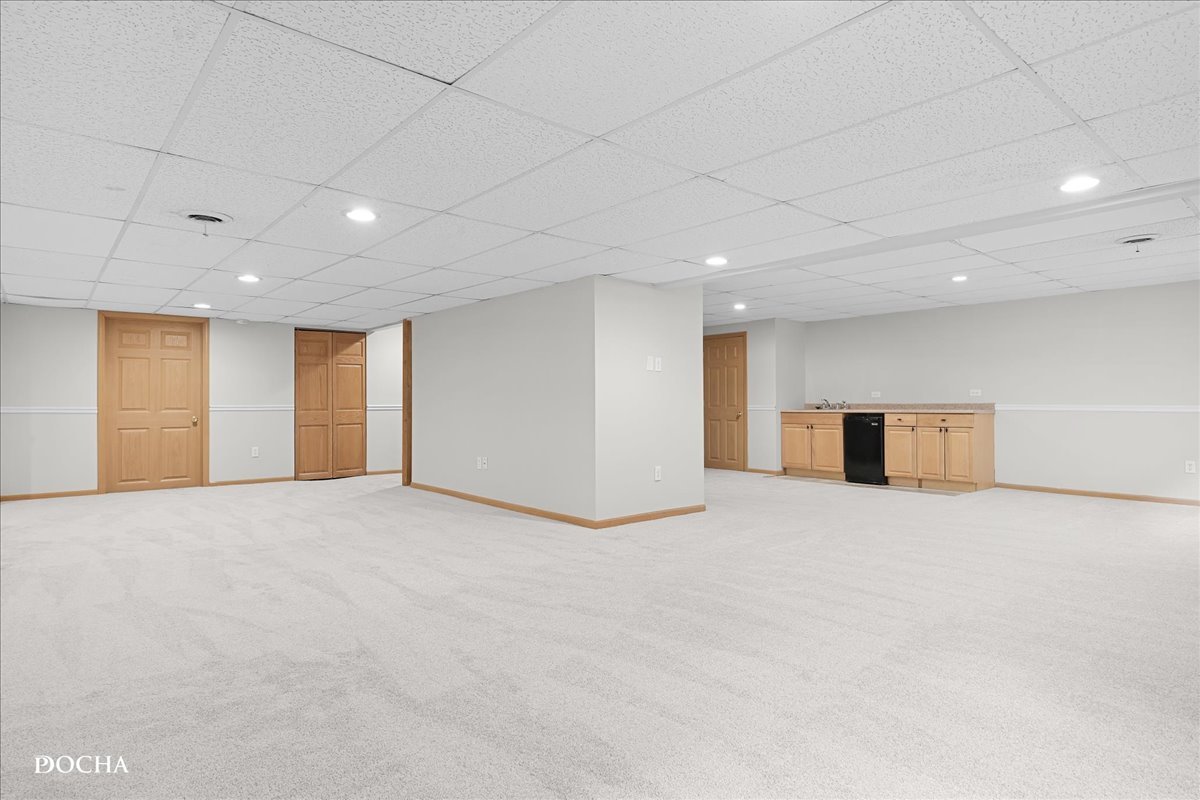 842 Heartland Drive, Yorkville, IL 60560