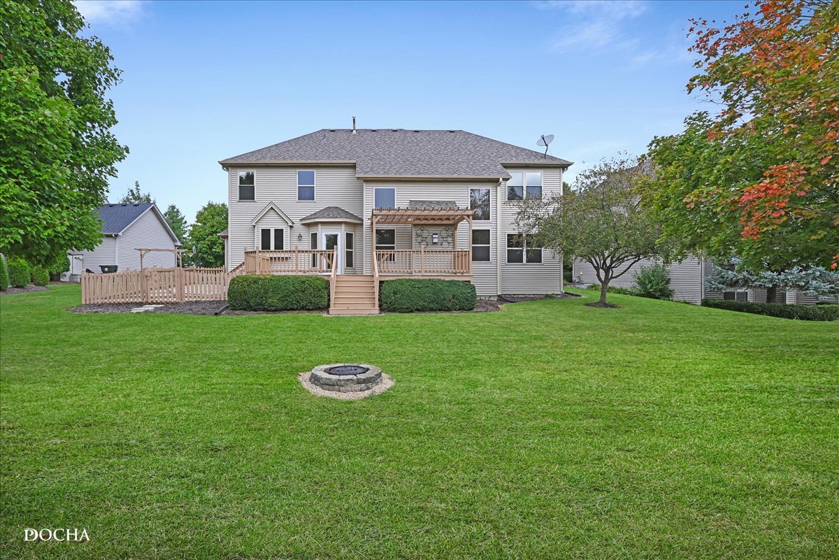 842 Heartland Drive, Yorkville, IL 60560