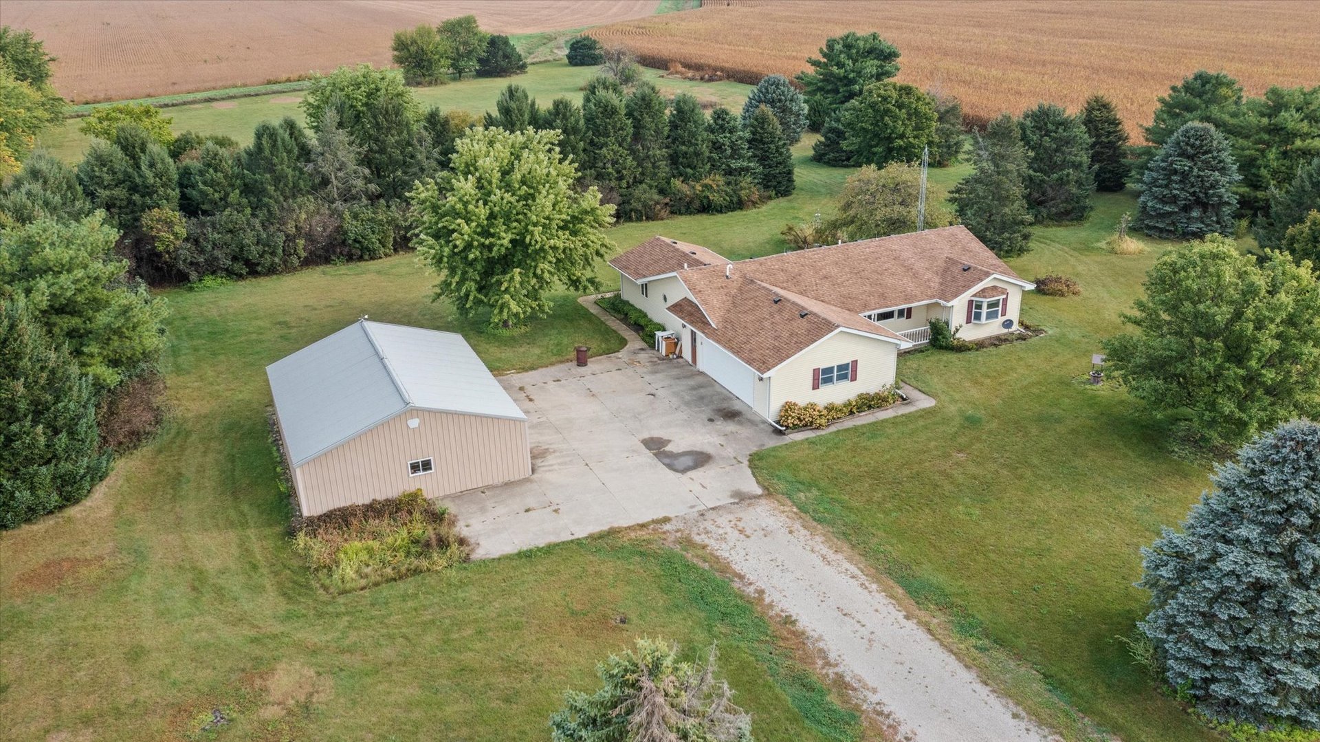 7030 W Grand Ridge Road, Verona, IL 60479