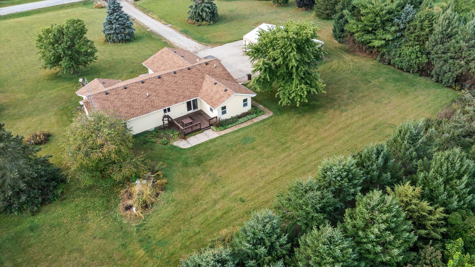 7030 W Grand Ridge Road, Verona, IL 60479