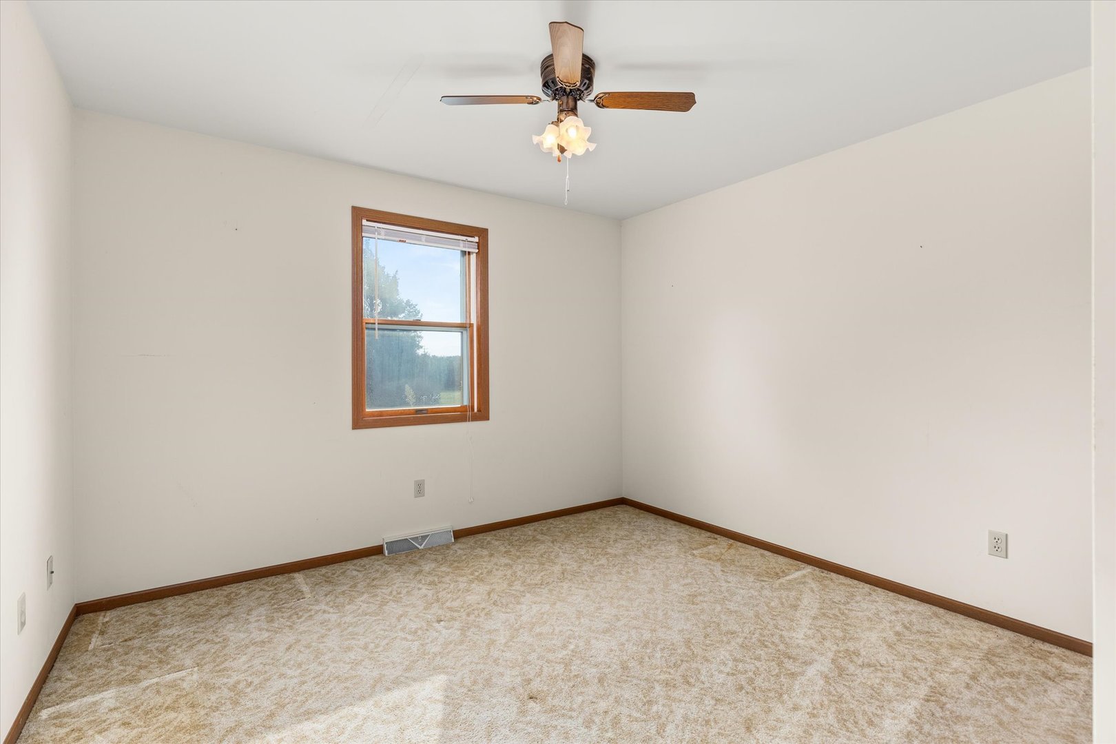 7030 W Grand Ridge Road, Verona, IL 60479