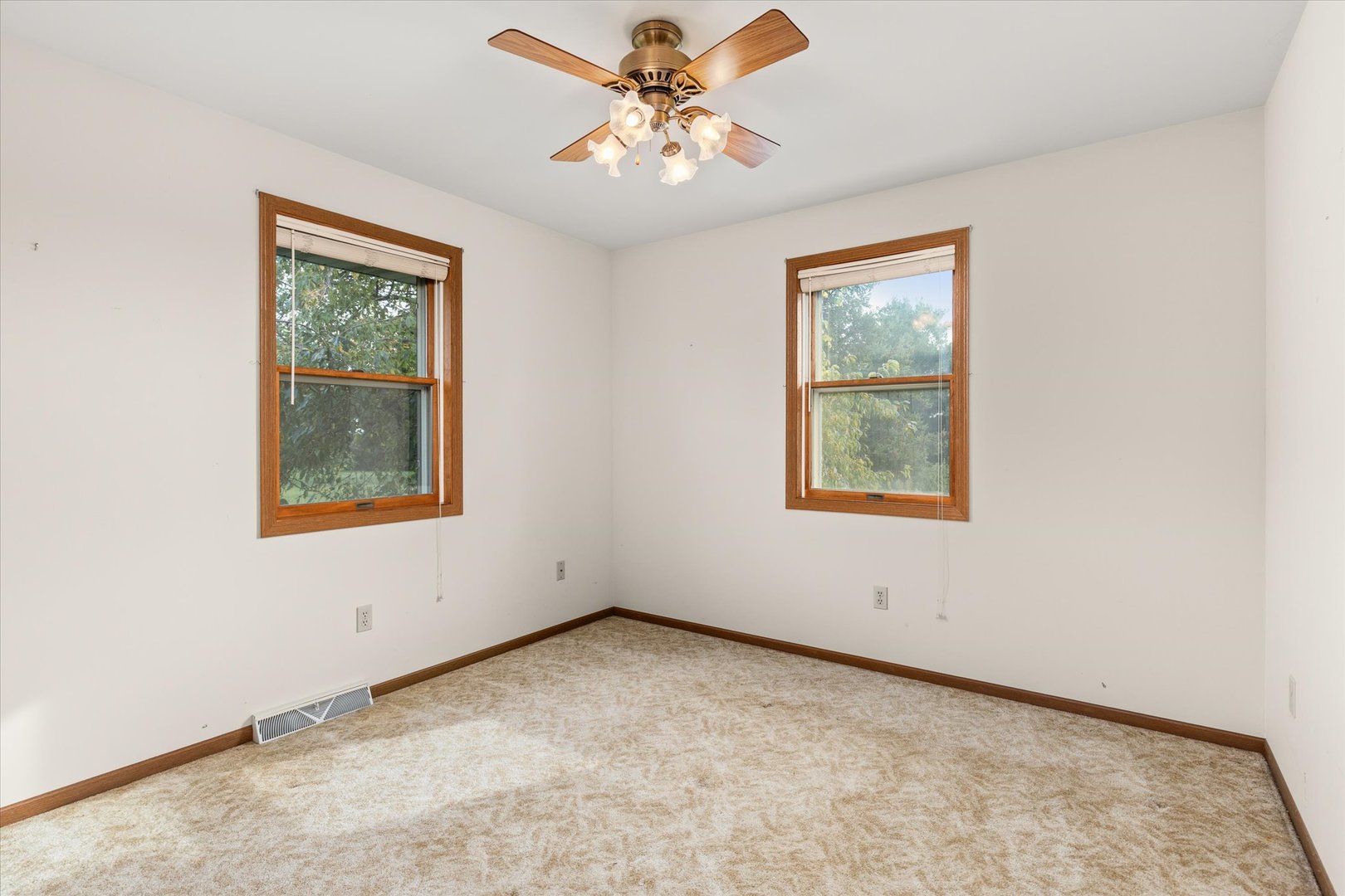 7030 W Grand Ridge Road, Verona, IL 60479