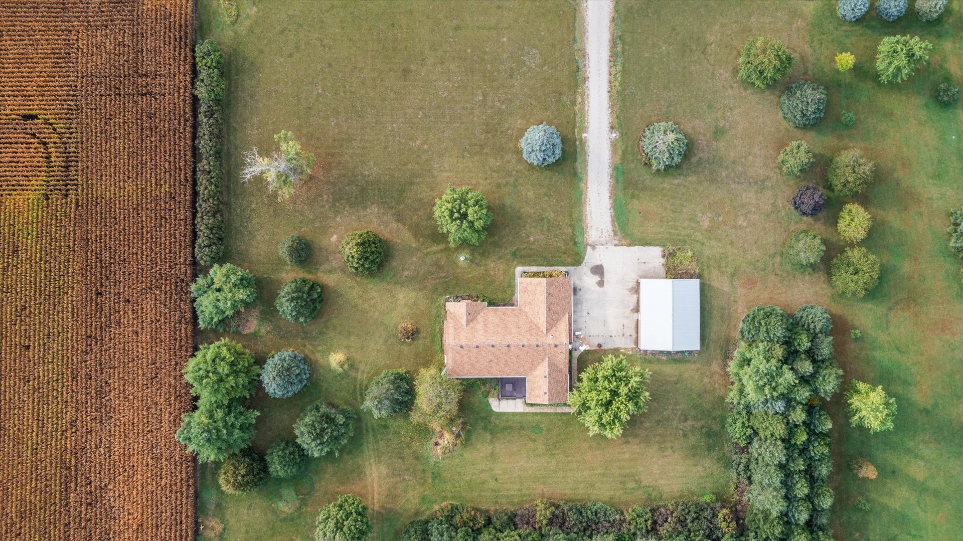 7030 W Grand Ridge Road, Verona, IL 60479