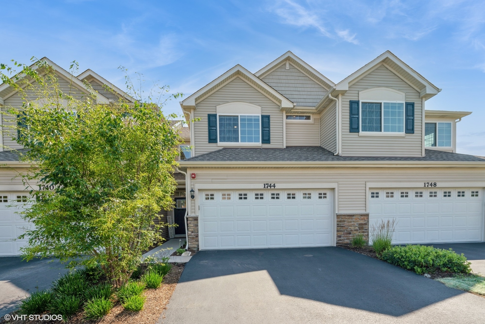 1744 Carlstedt Drive, Batavia, IL 60510