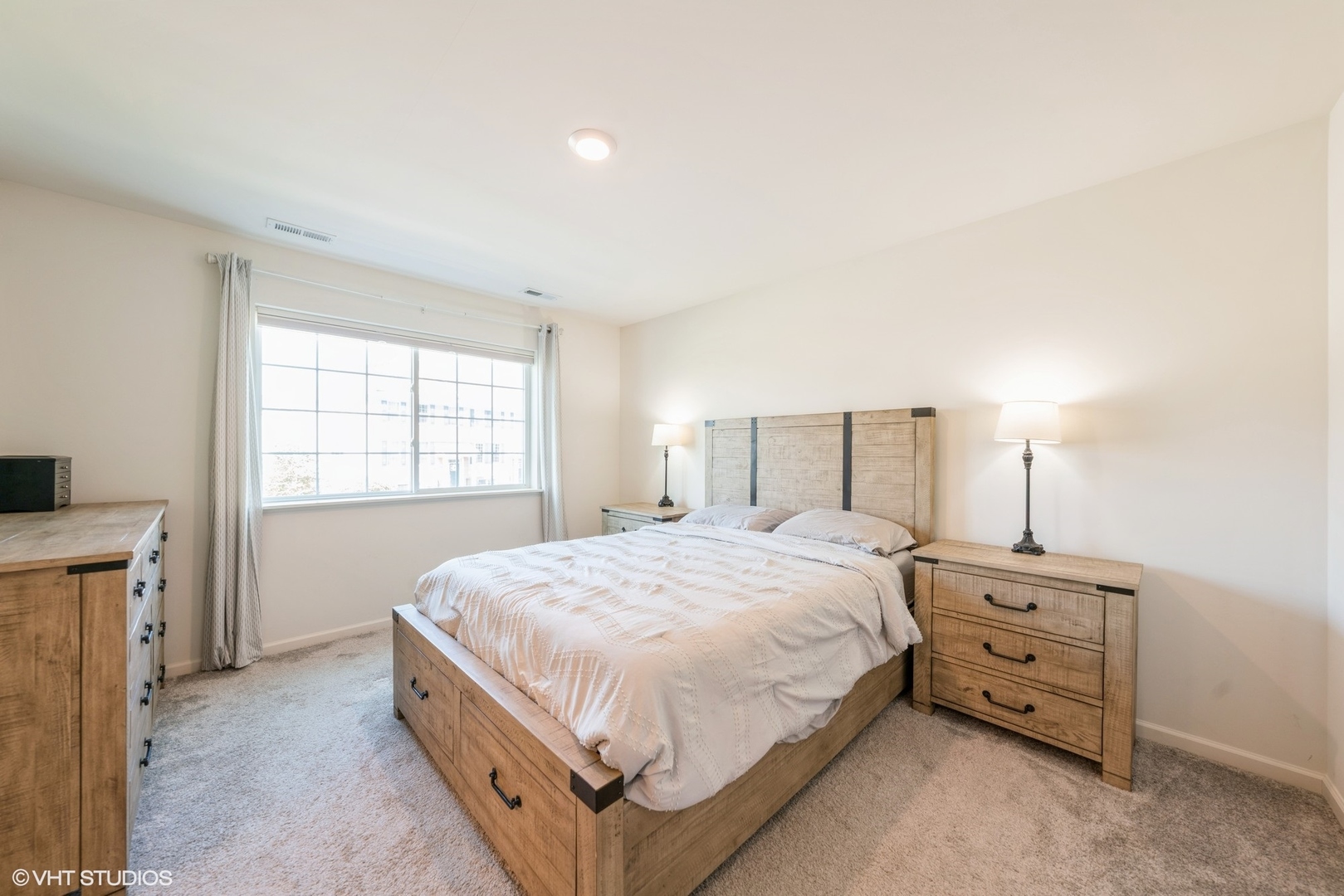 1744 Carlstedt Drive, Batavia, IL 60510