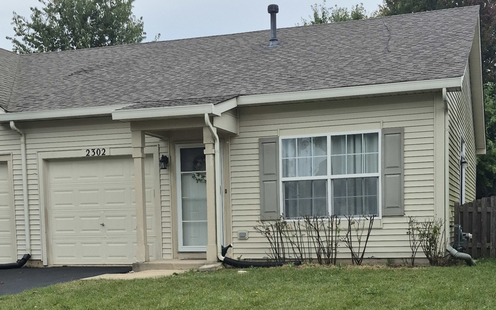 2302 Rebecca Circle, Montgomery, IL 60538