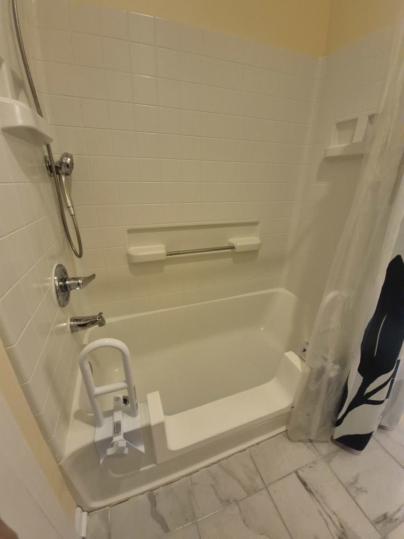 2302 Rebecca Circle, Montgomery, IL 60538