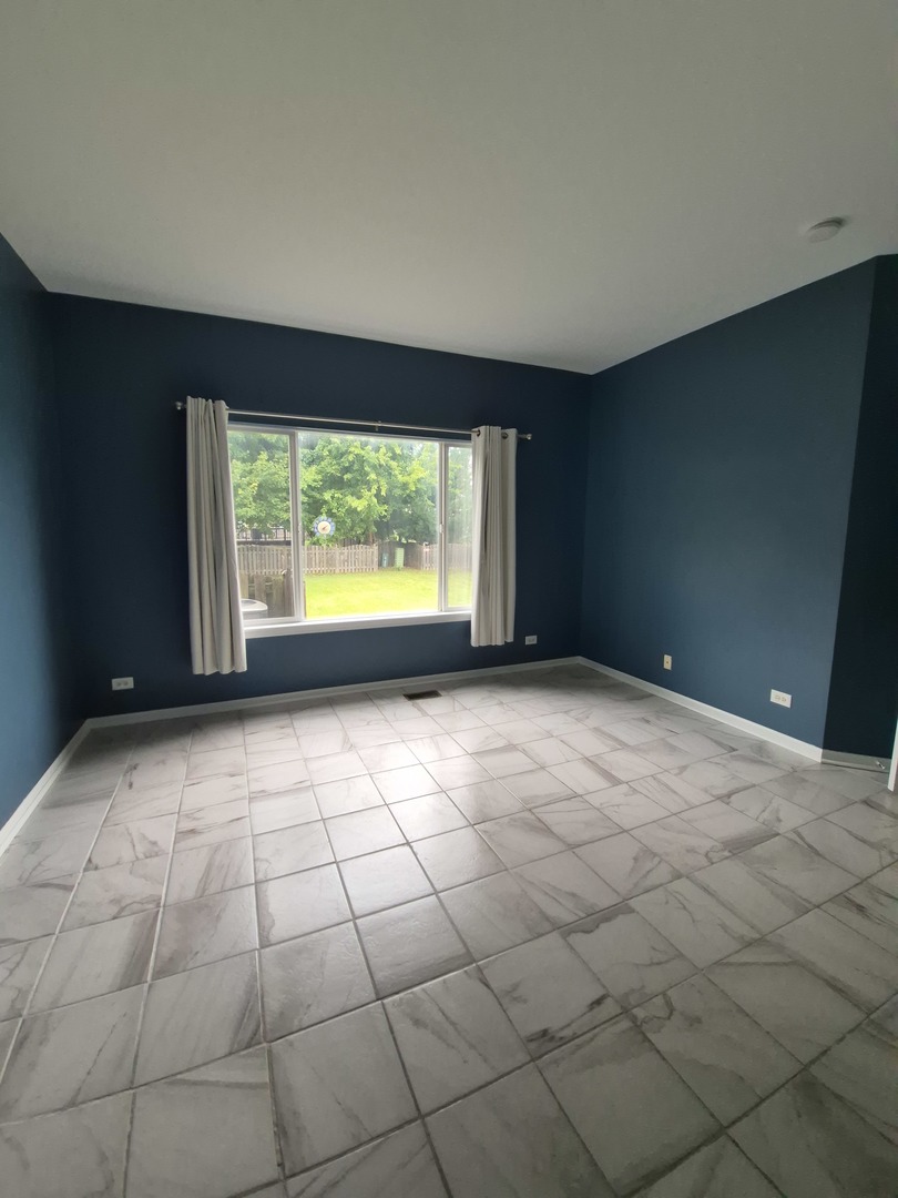 2302 Rebecca Circle, Montgomery, IL 60538