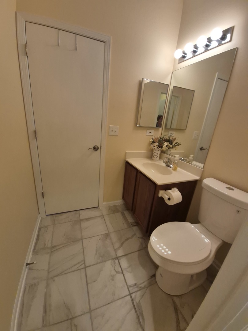 2302 Rebecca Circle, Montgomery, IL 60538