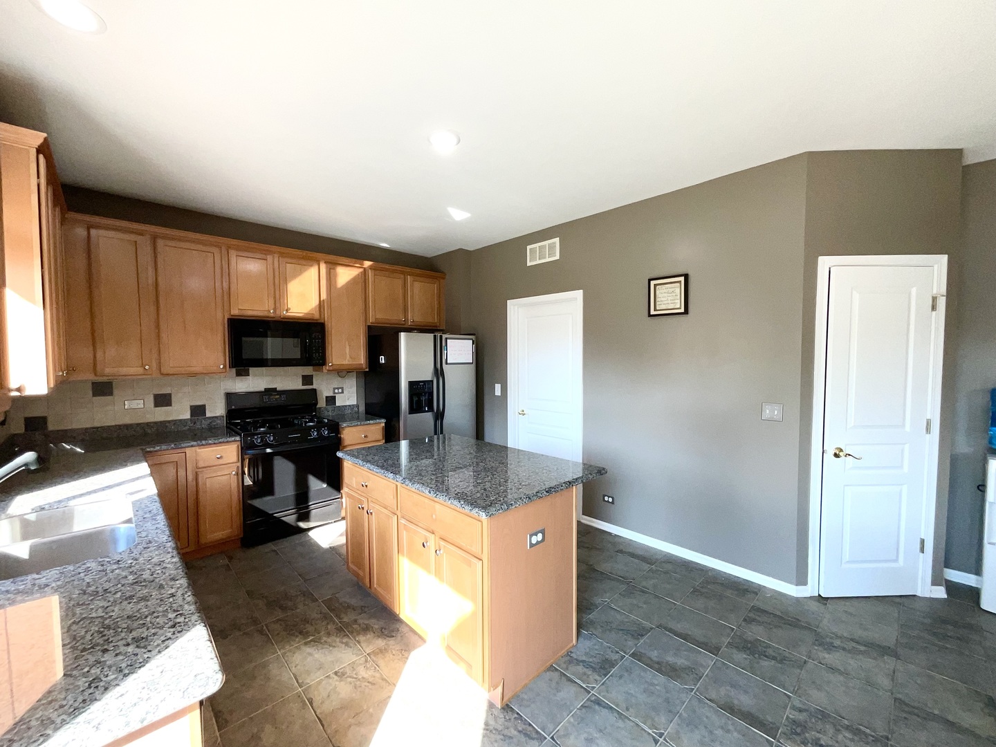149 Lilac Street, Bolingbrook, IL 60490