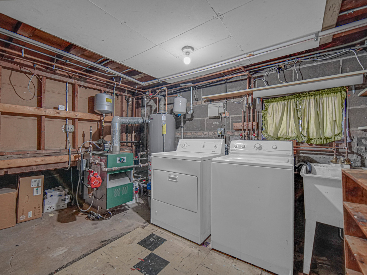 4537 Warsaw Avenue, Lyons, IL 60534