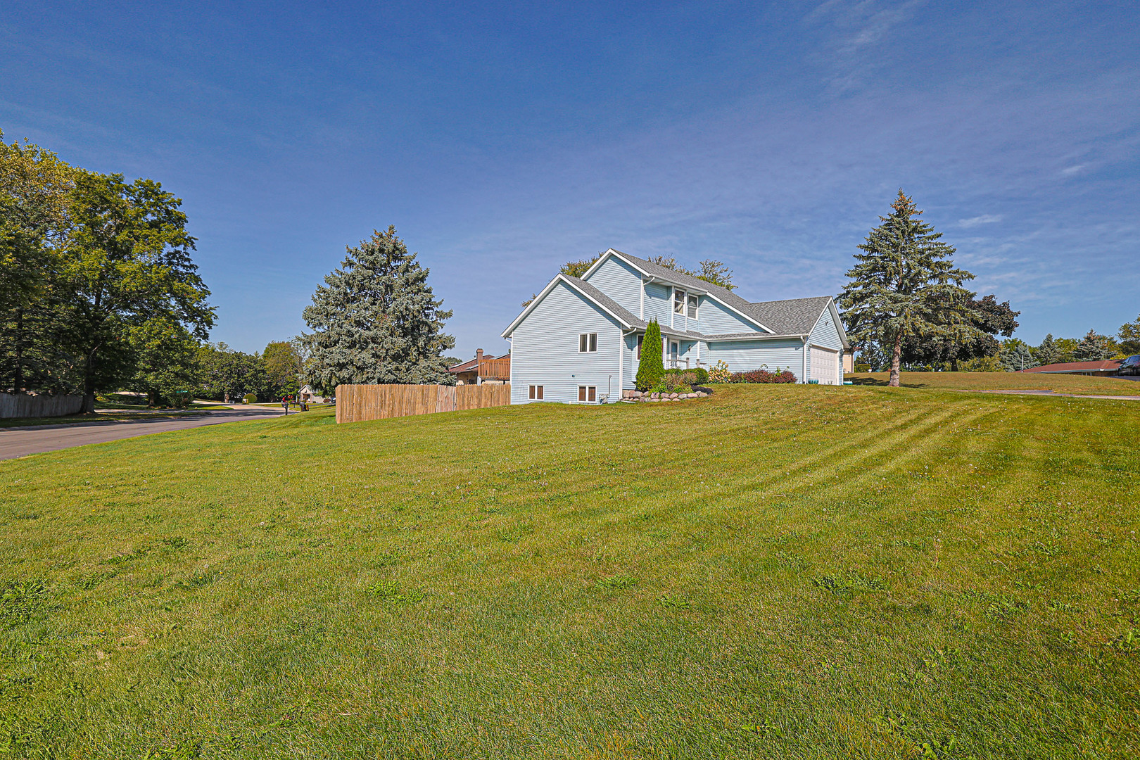 3765 Lookout Drive, Rockford, IL 61109