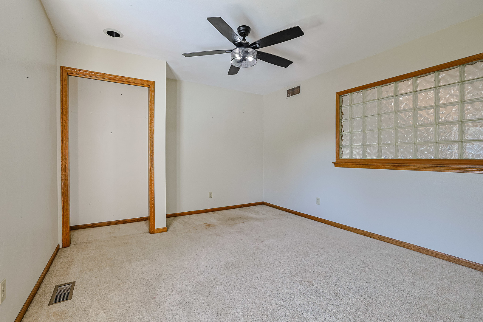 3765 Lookout Drive, Rockford, IL 61109