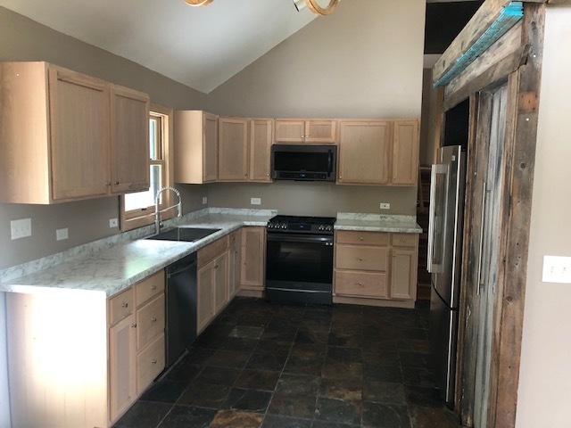 3931 Bertrand Lane, Beach Park, IL 60087