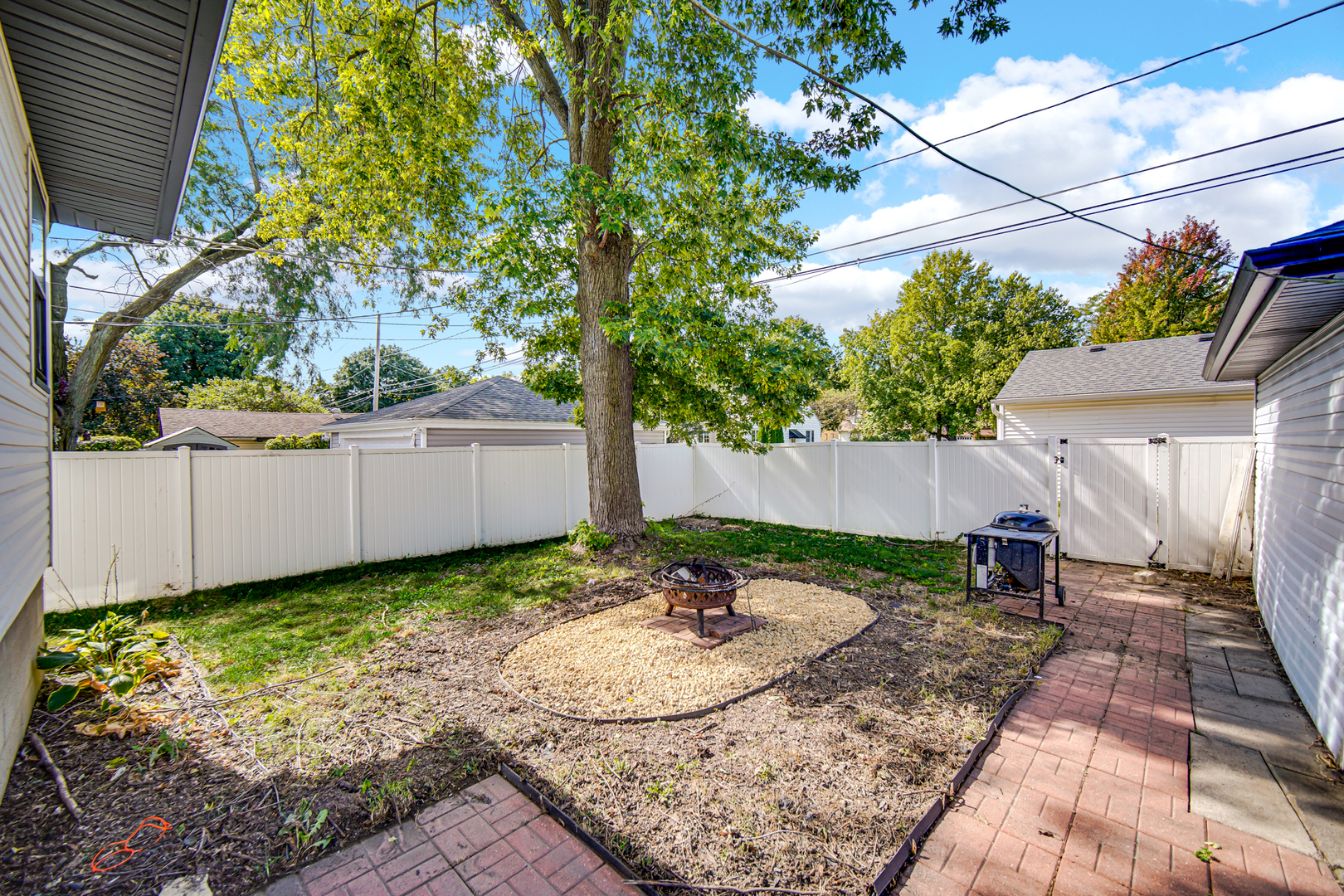 609 Cowles Avenue, Joliet, IL 60435