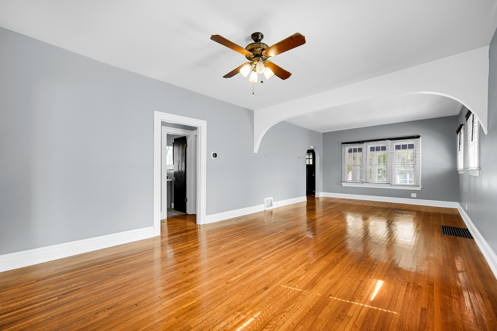 609 Cowles Avenue, Joliet, IL 60435