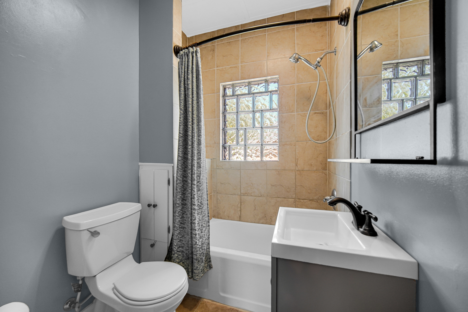 609 Cowles Avenue, Joliet, IL 60435