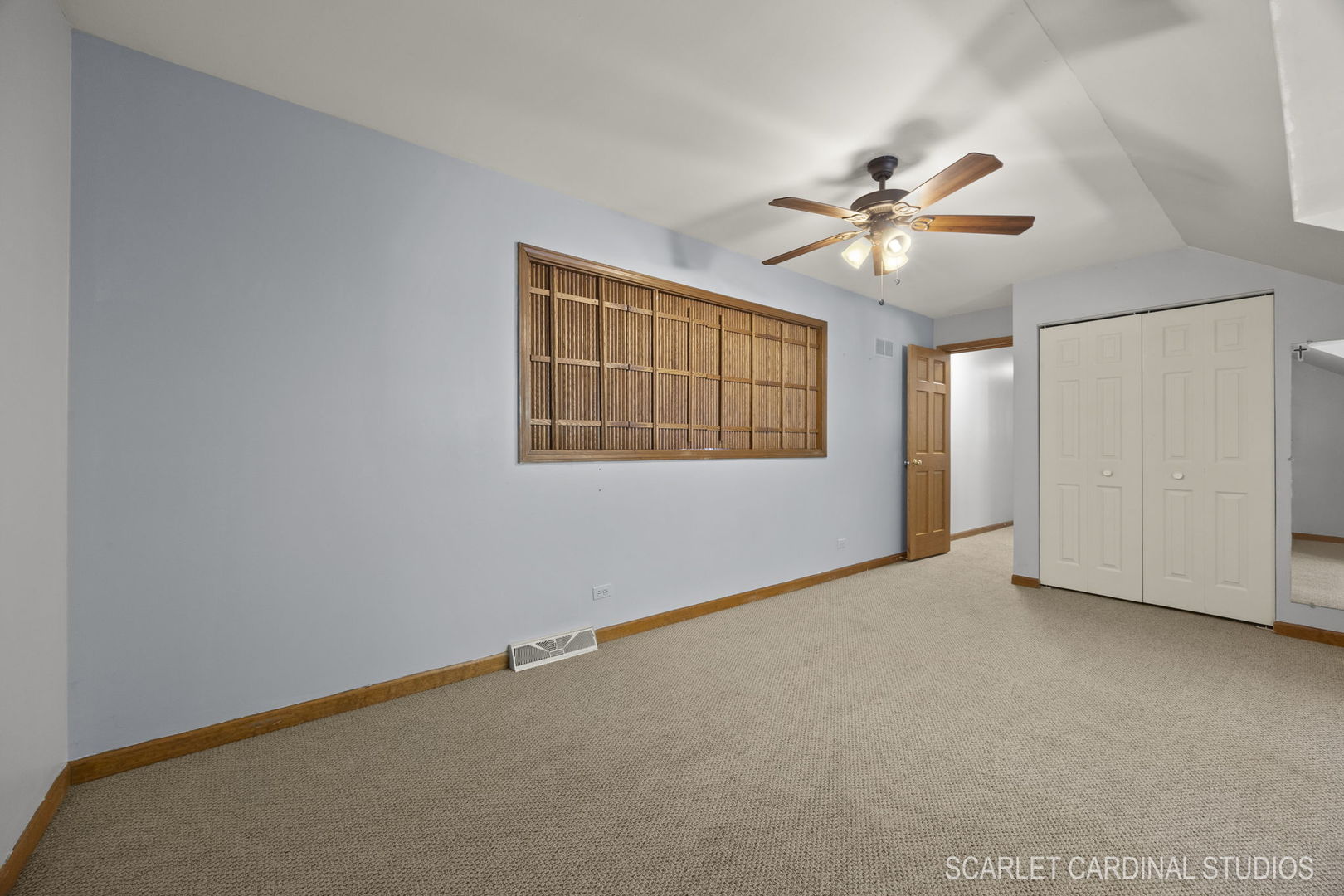 584 Beaconsfield Avenue, Naperville, IL 60565