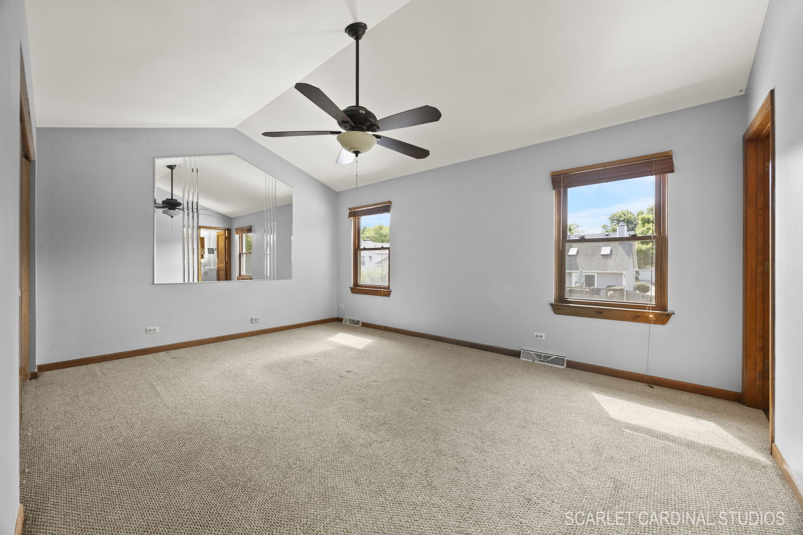 584 Beaconsfield Avenue, Naperville, IL 60565