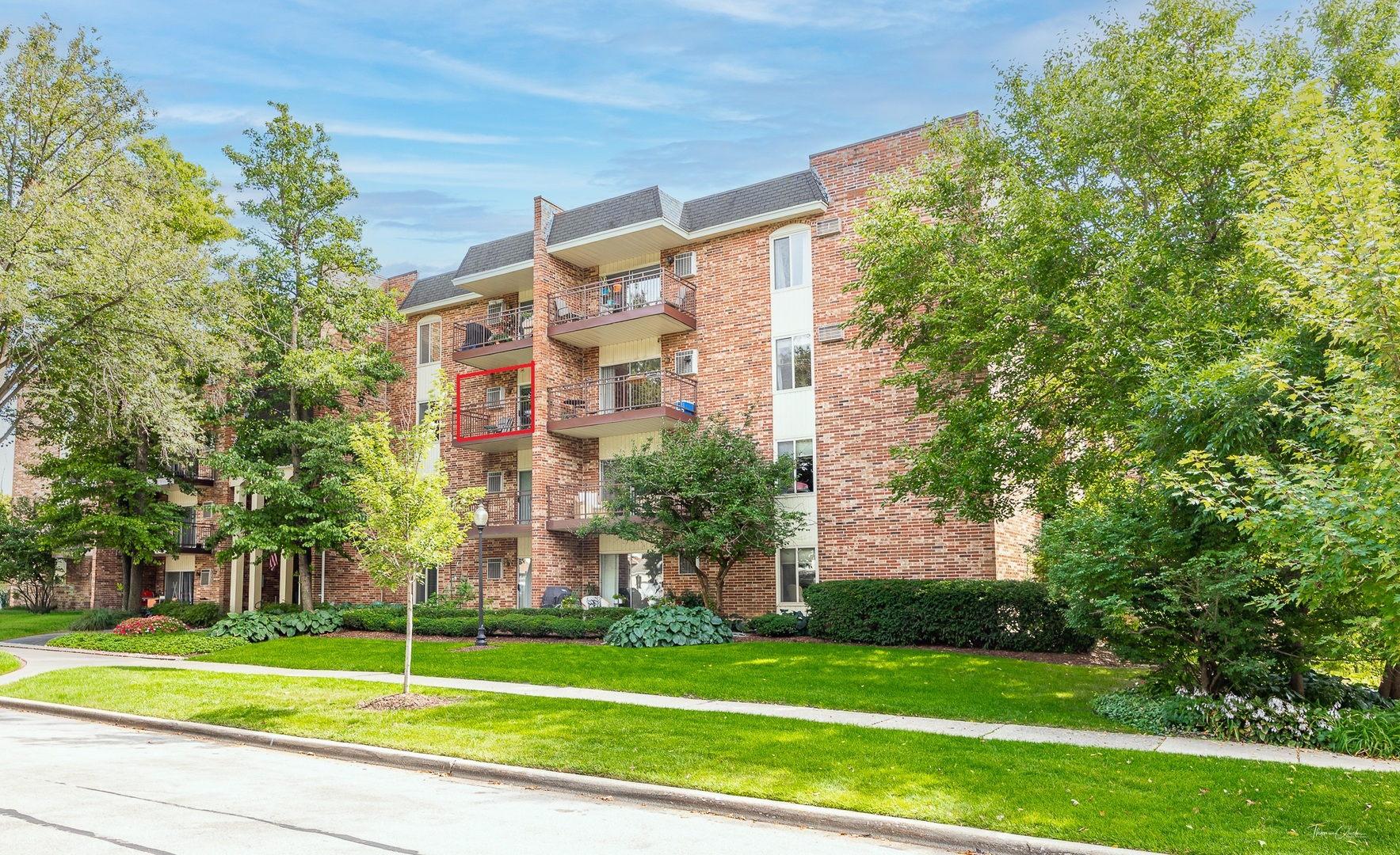 4900 Forest Avenue #308, Downers Grove, IL 60515