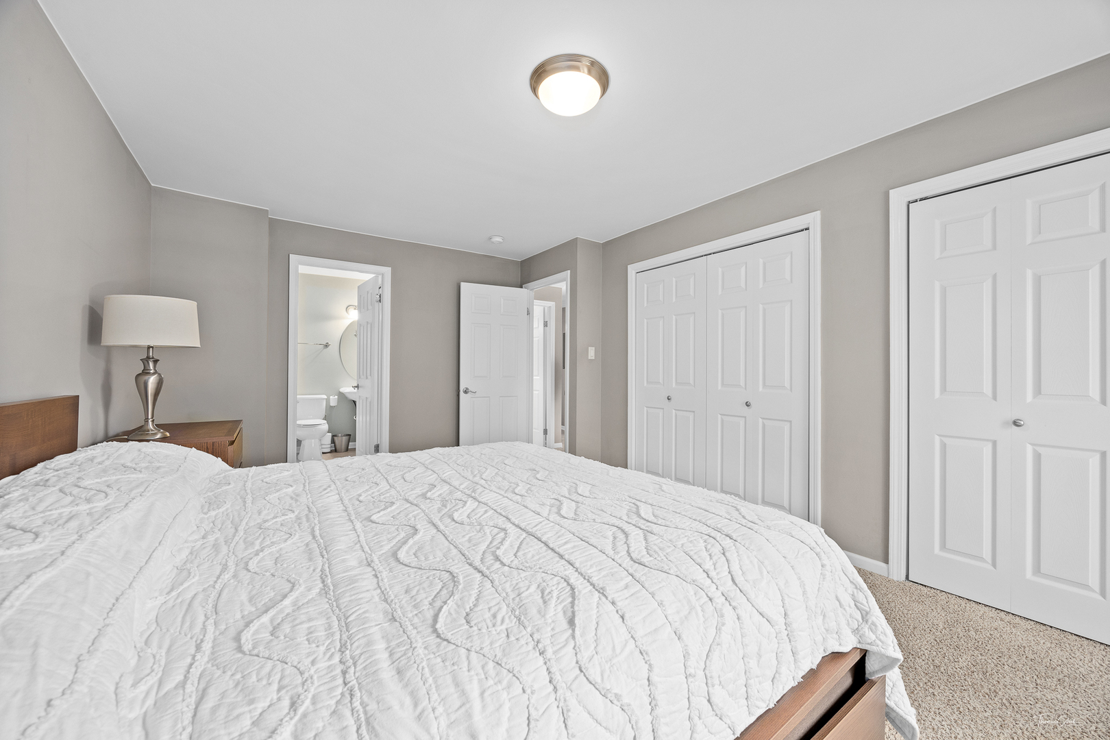 4900 Forest Avenue #308, Downers Grove, IL 60515