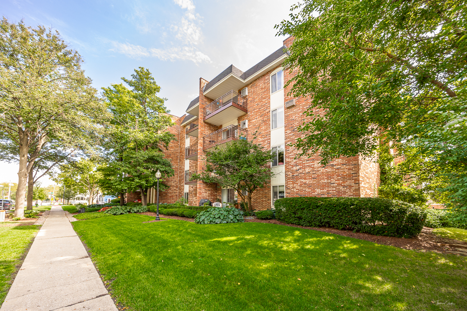 4900 Forest Avenue #308, Downers Grove, IL 60515