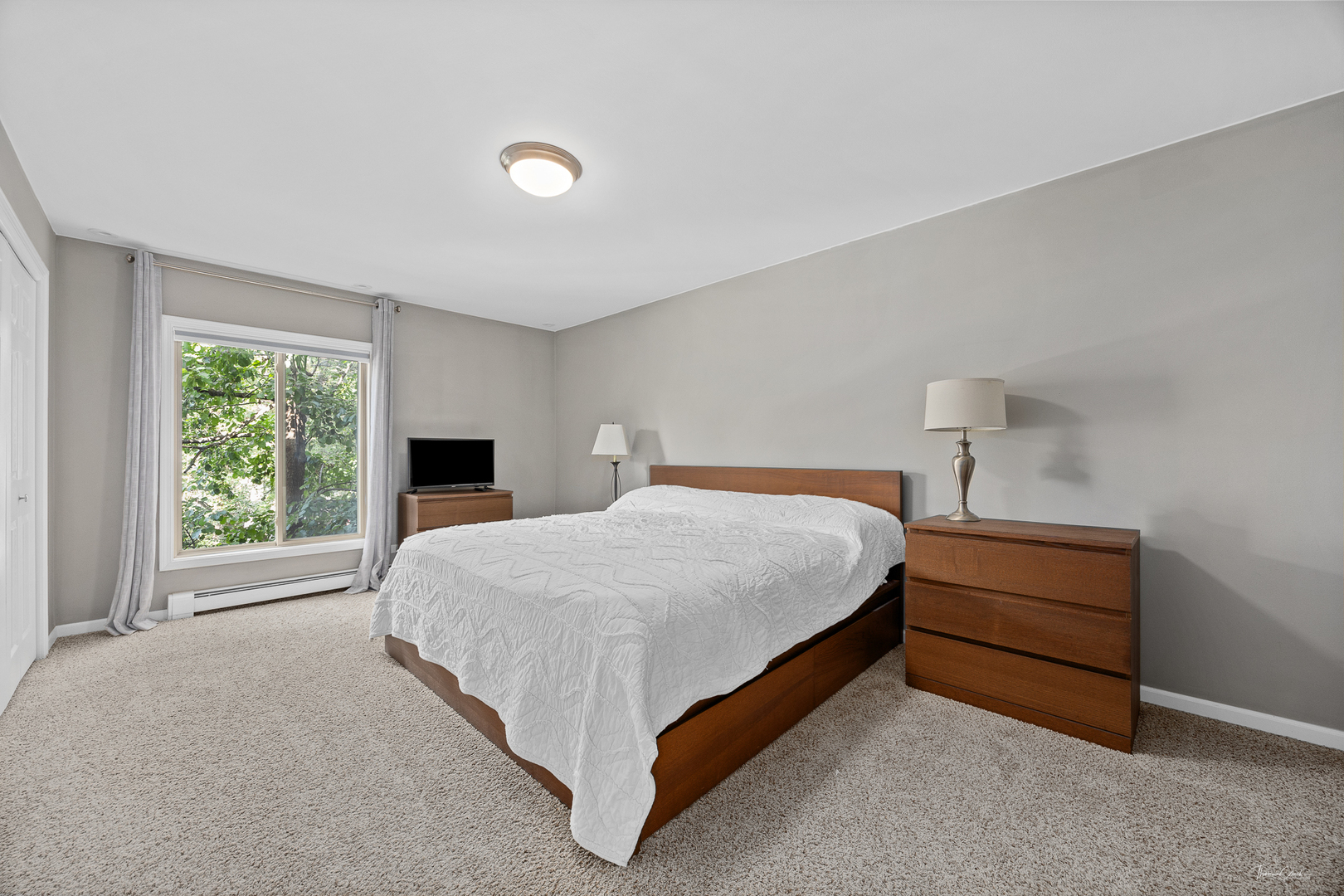 4900 Forest Avenue #308, Downers Grove, IL 60515