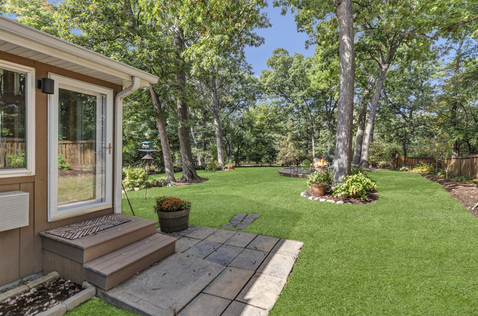 512 N Forest Drive, Addison, IL 60101