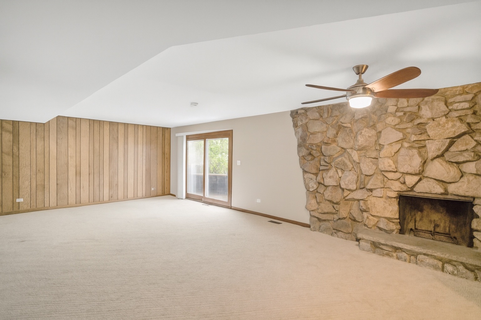 512 N Forest Drive, Addison, IL 60101