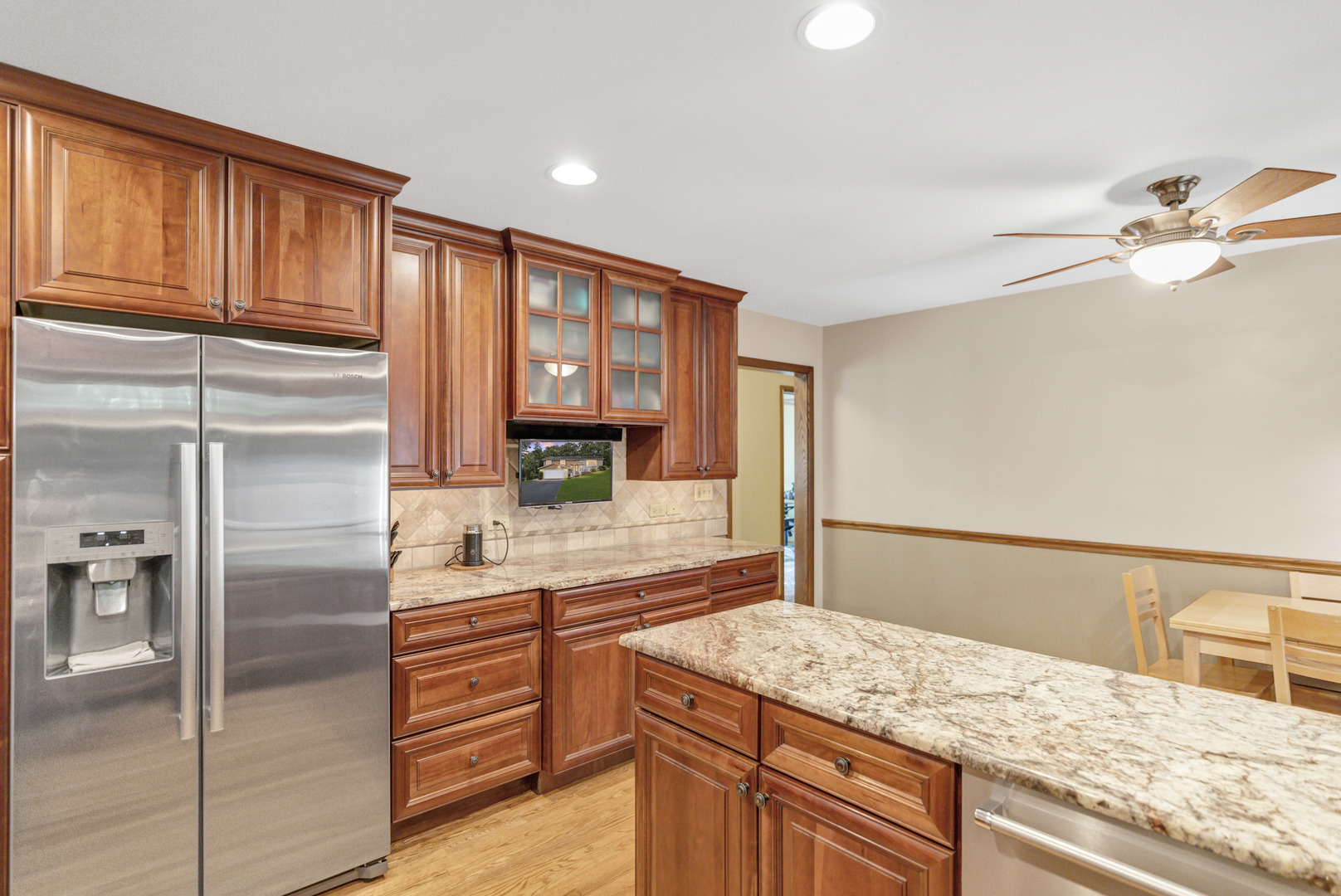 512 N Forest Drive, Addison, IL 60101