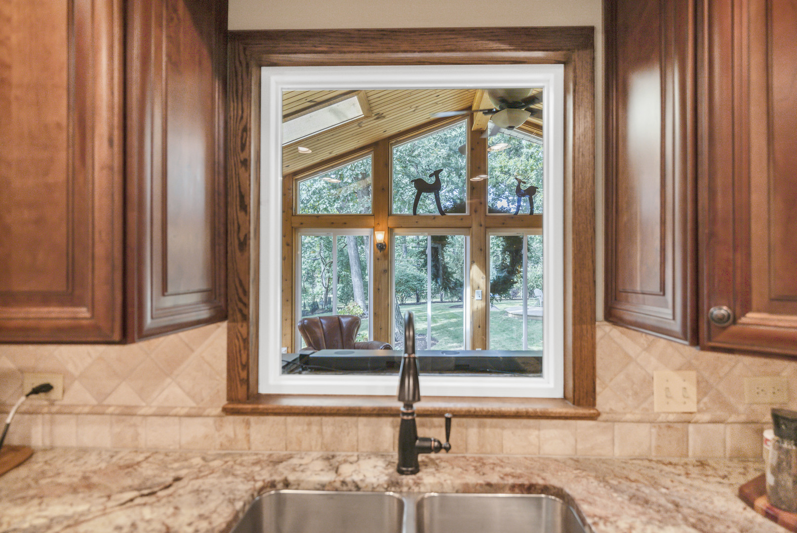 512 N Forest Drive, Addison, IL 60101