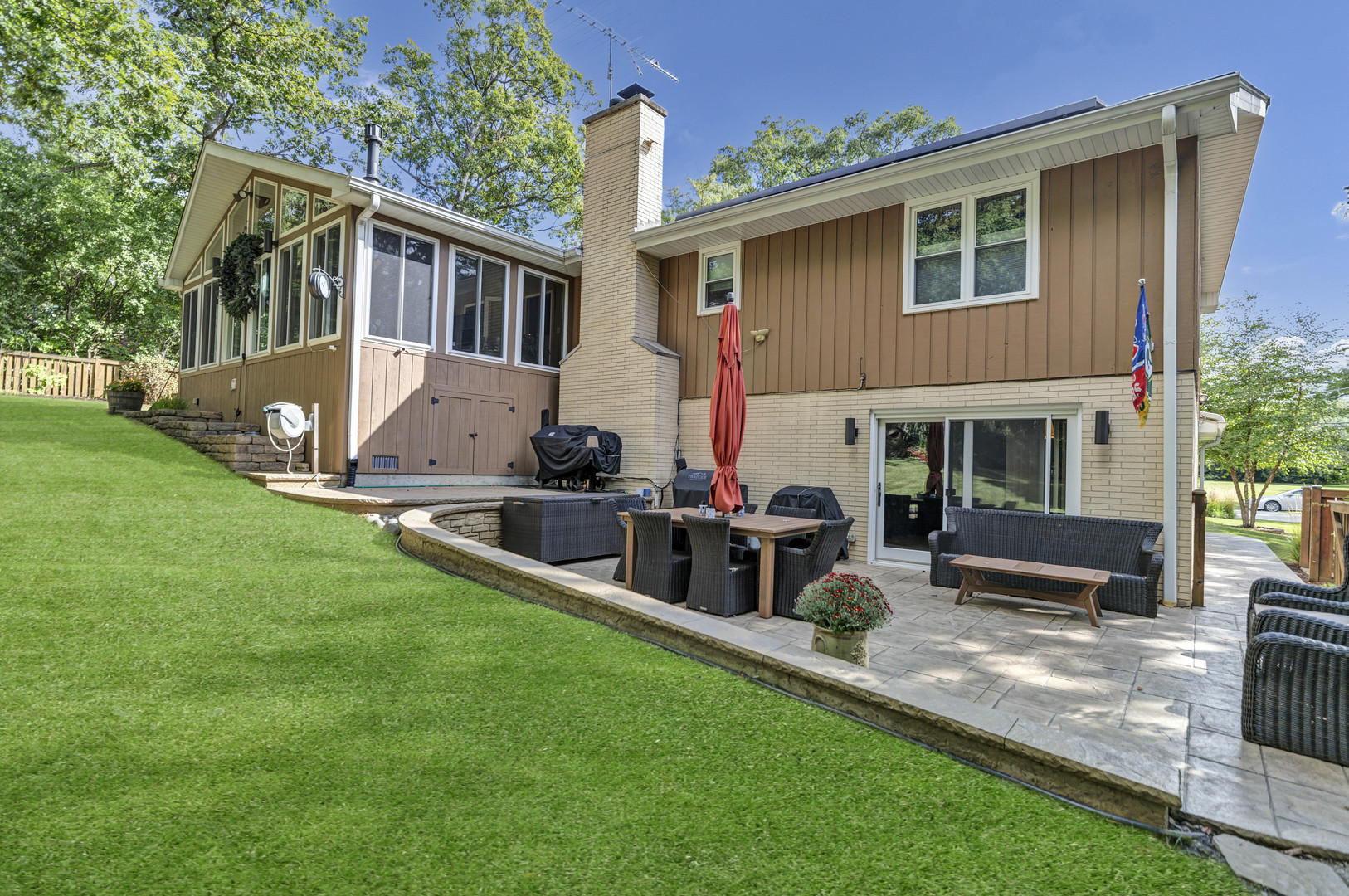 512 N Forest Drive, Addison, IL 60101