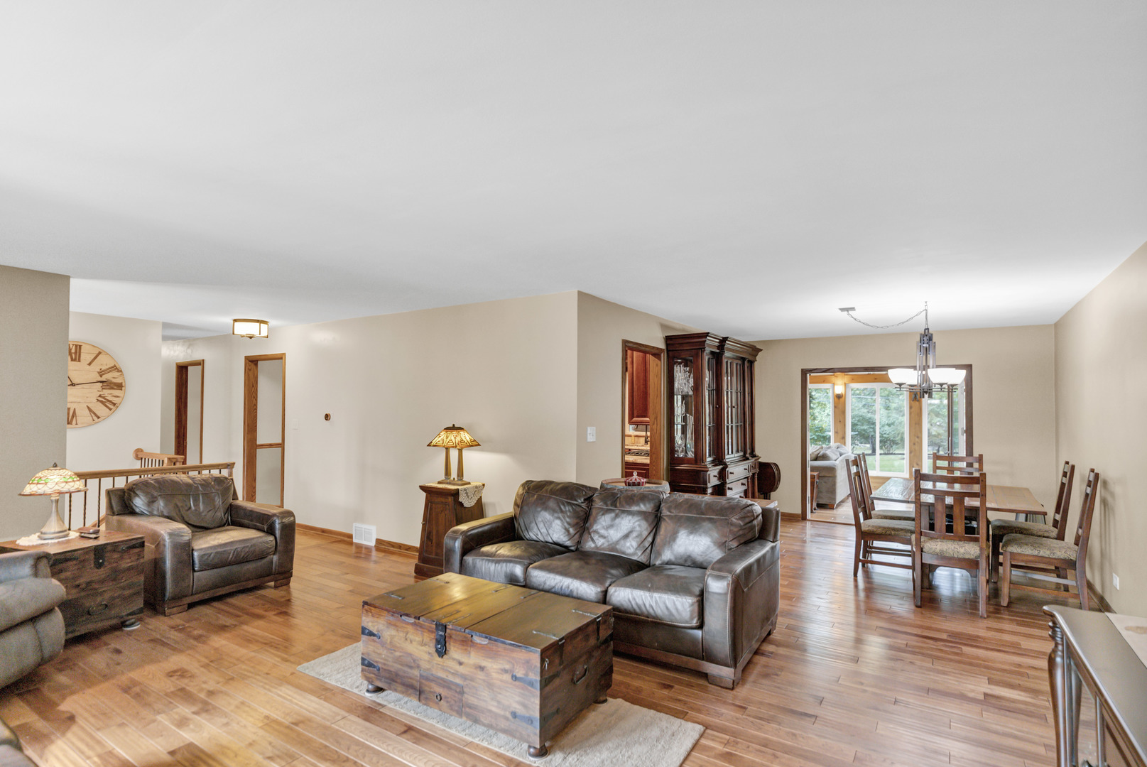 512 N Forest Drive, Addison, IL 60101