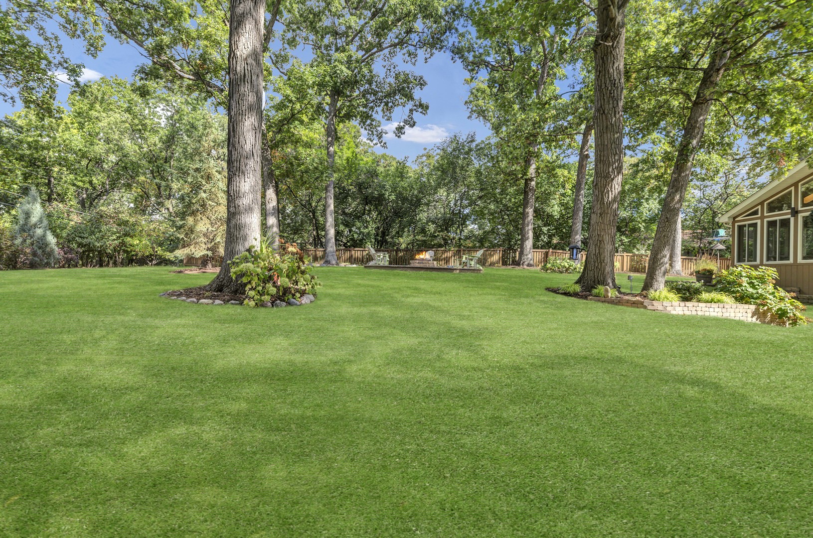 512 N Forest Drive, Addison, IL 60101