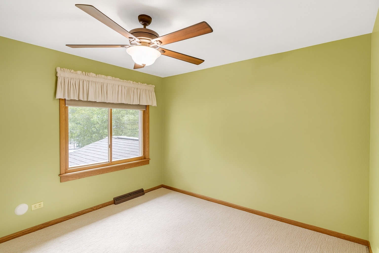 512 N Forest Drive, Addison, IL 60101