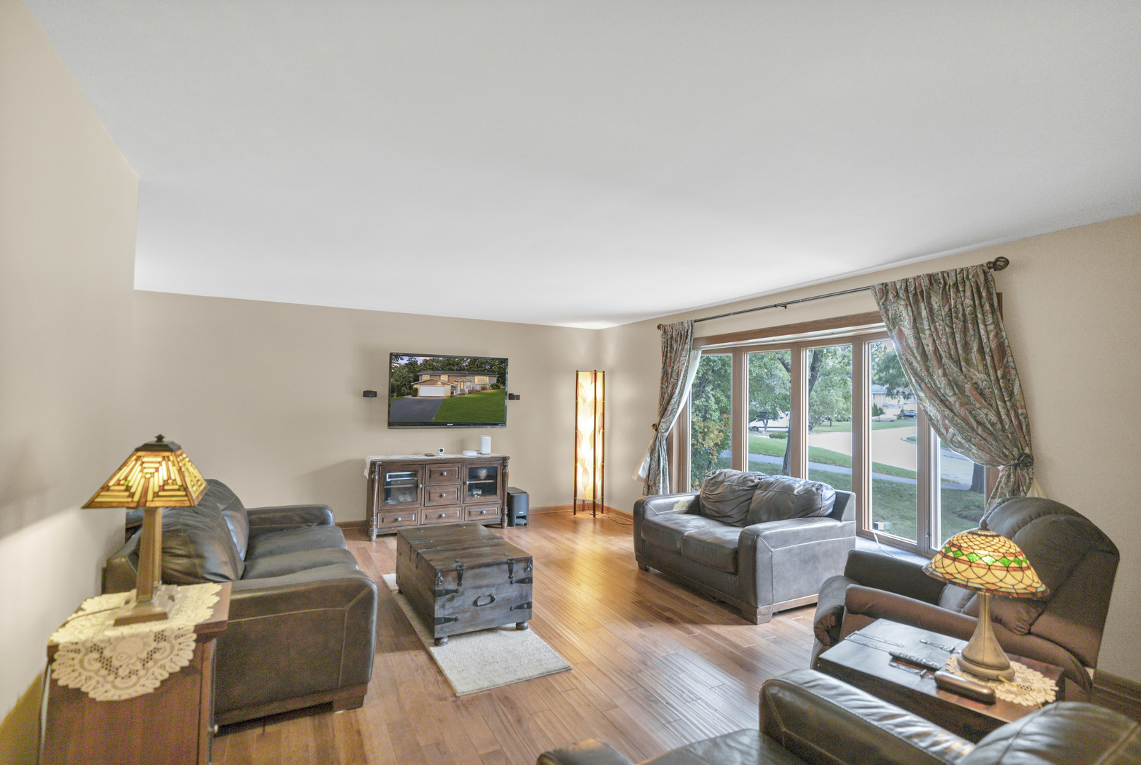 512 N Forest Drive, Addison, IL 60101