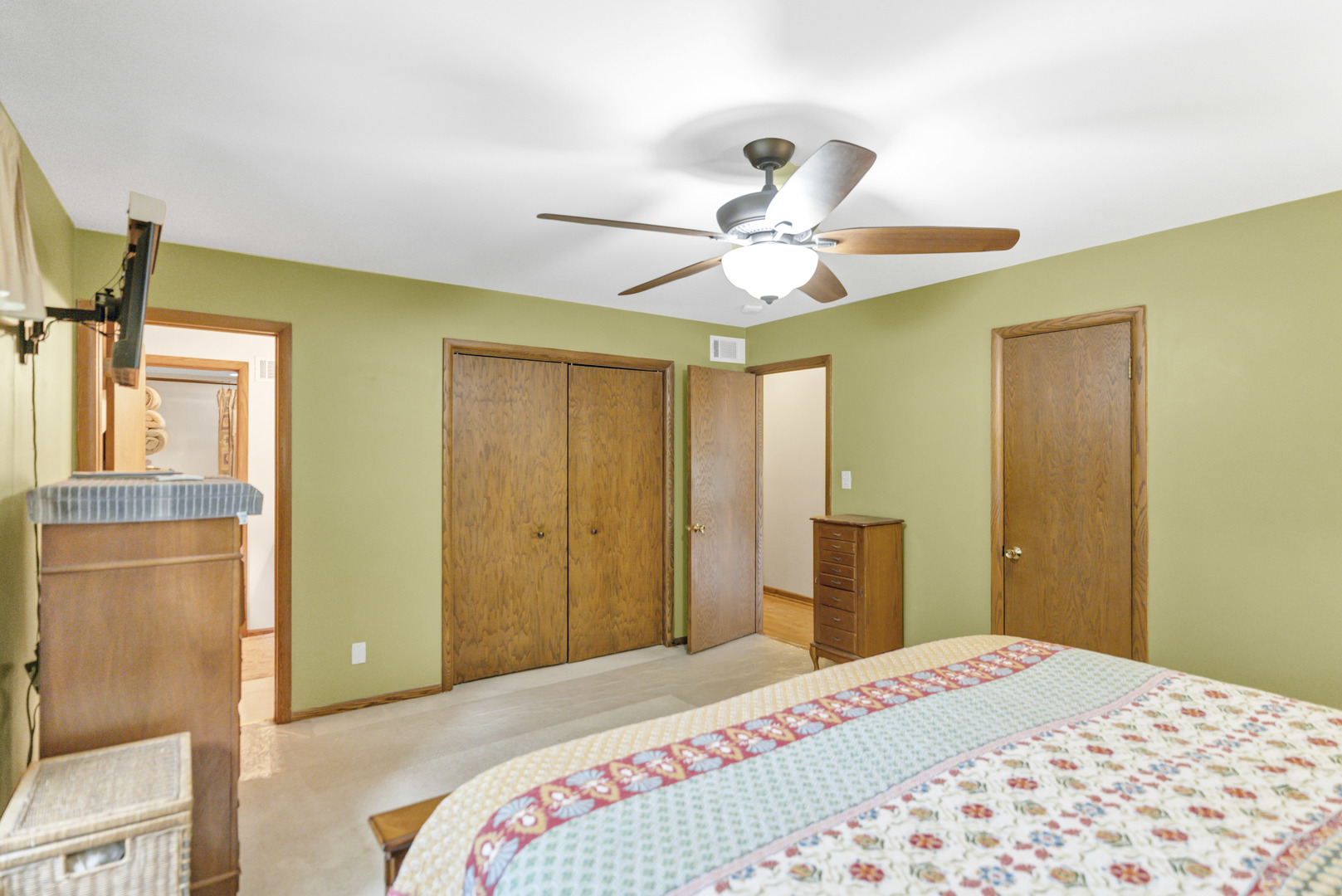 512 N Forest Drive, Addison, IL 60101