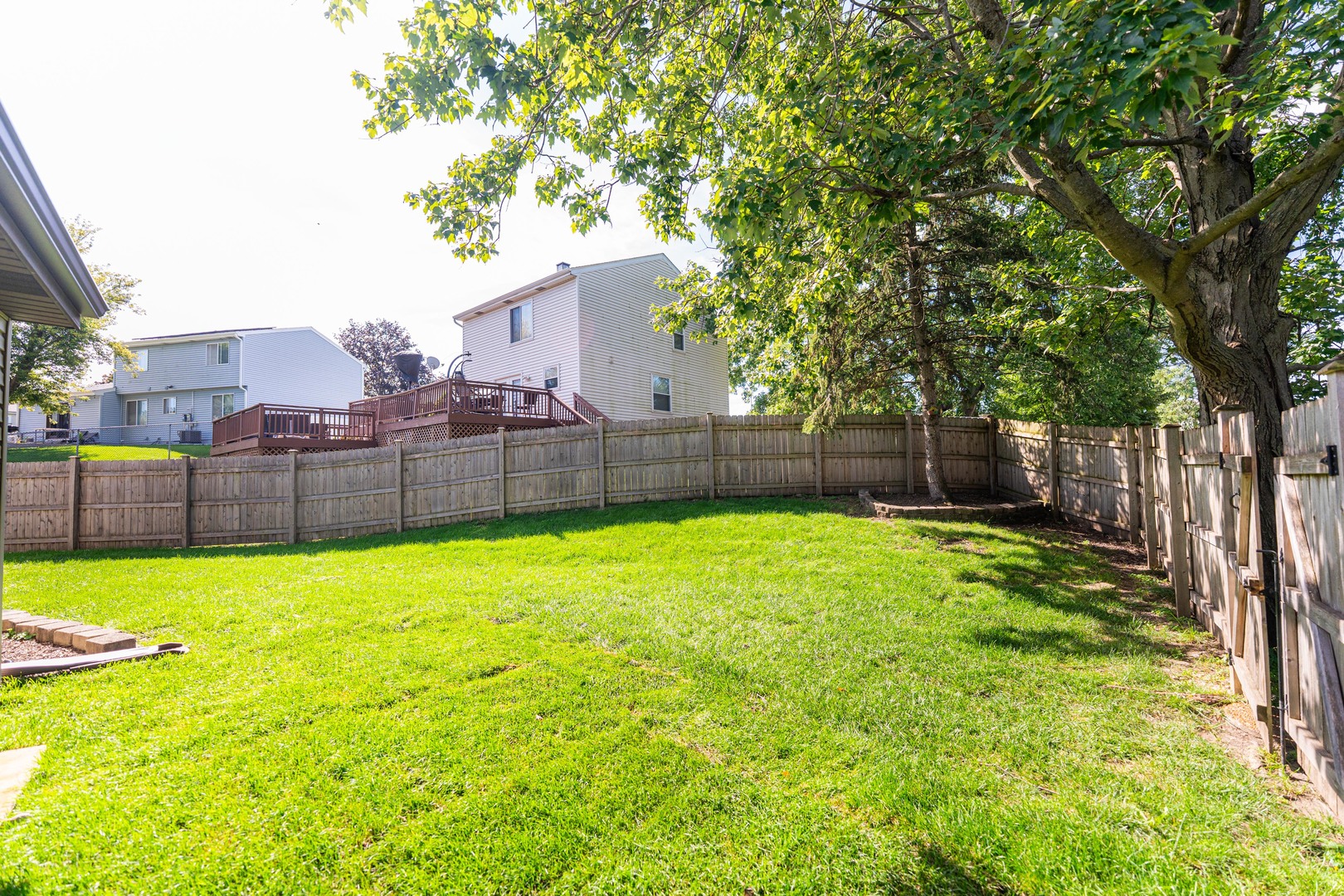 947 Aspen Drive, Lombard, IL 60148