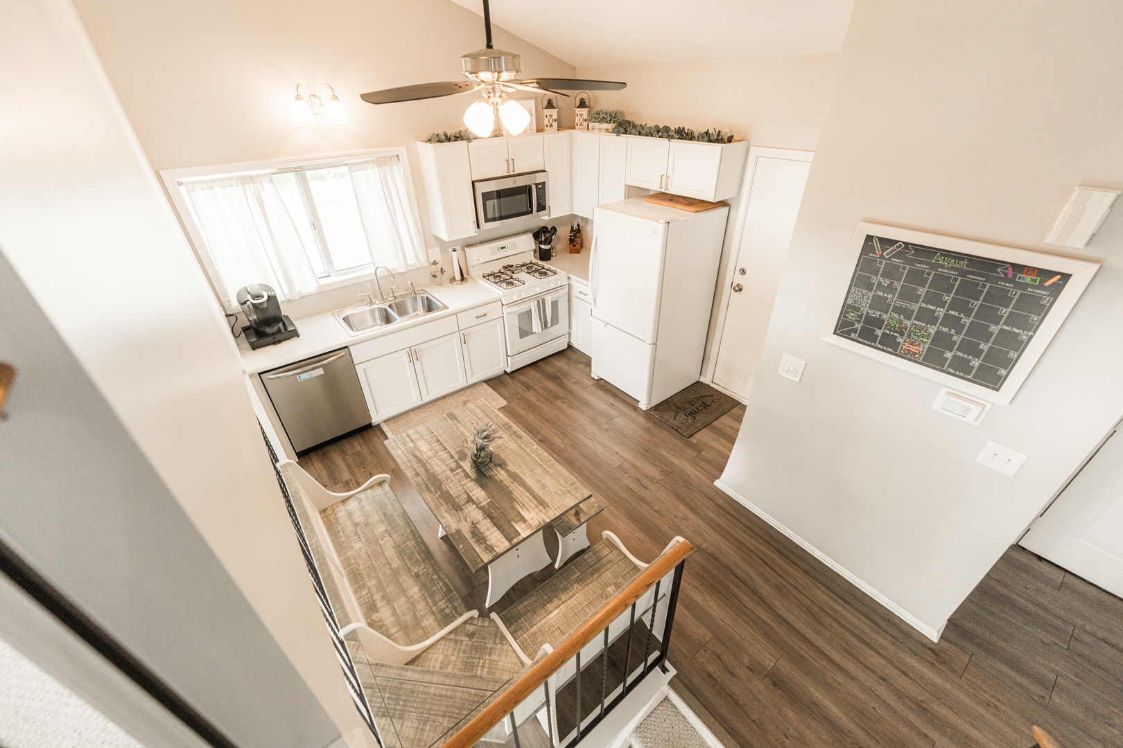 947 Aspen Drive, Lombard, IL 60148