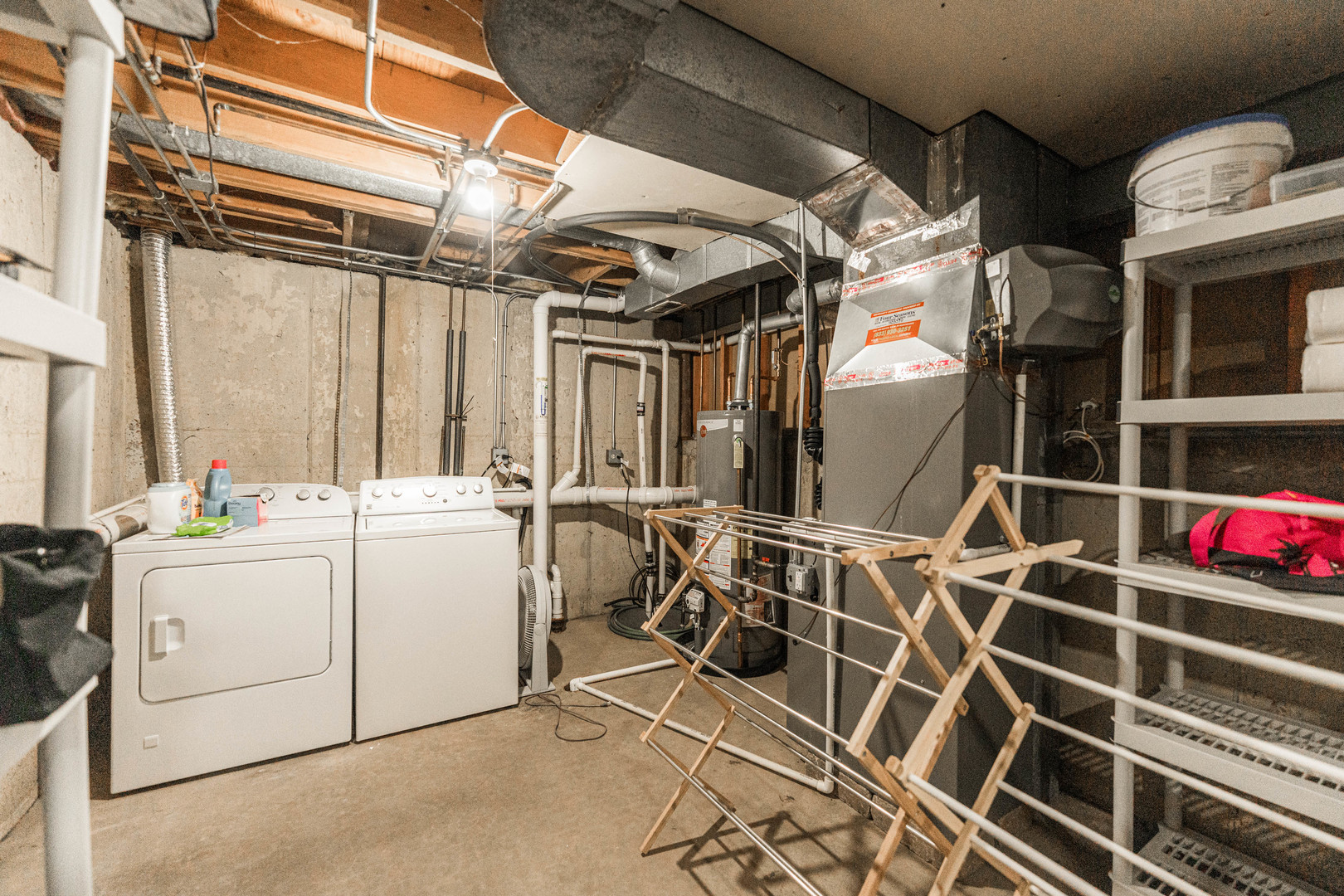 947 Aspen Drive, Lombard, IL 60148