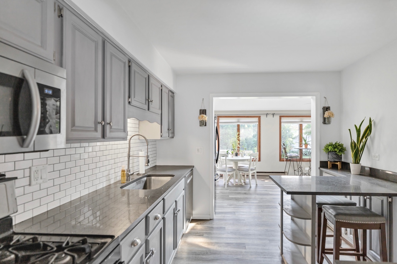 2315 Stepstone Lane, Hanover Park, IL 60133