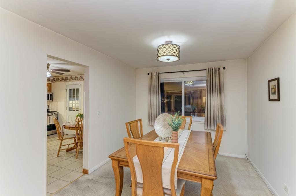 2801 Mitchell Drive, Woodridge, IL 60517