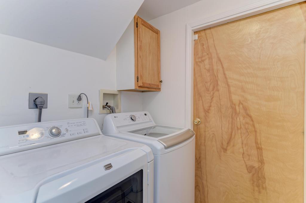 2801 Mitchell Drive, Woodridge, IL 60517