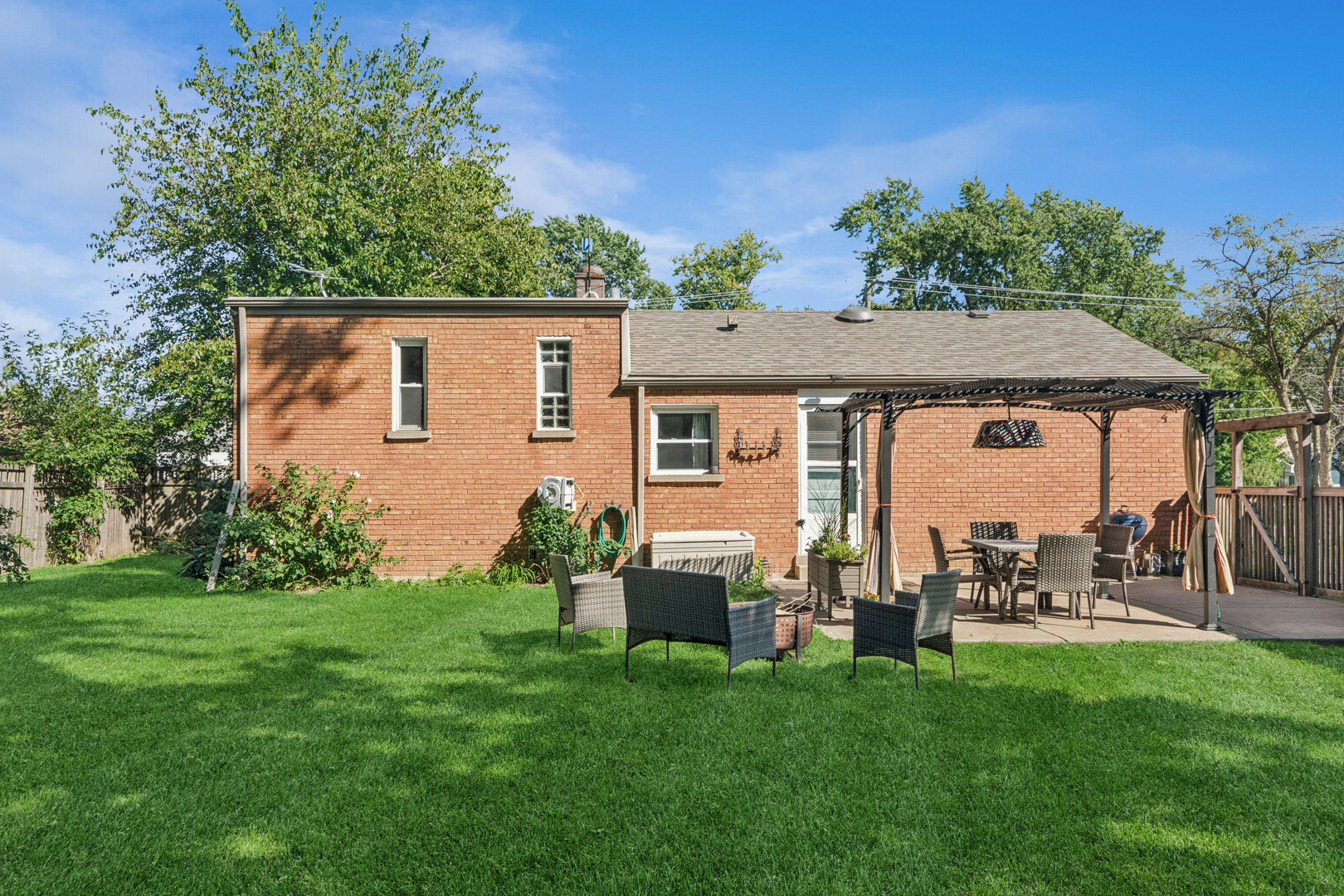 18110 Center Avenue, Homewood, IL 60430