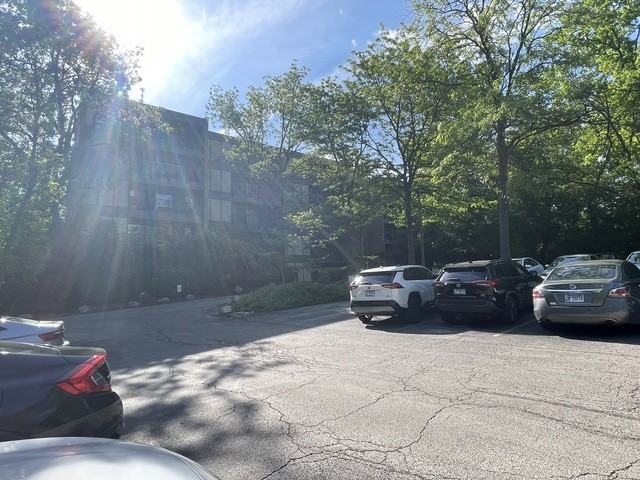 5900 Oakwood Drive #5L, Lisle, IL 60532