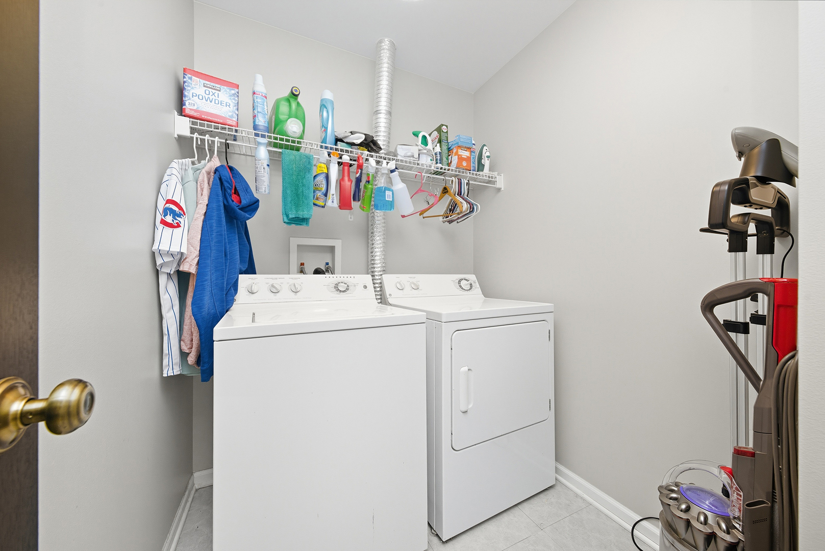 1794 N Wentworth Circle, Romeoville, IL 60446