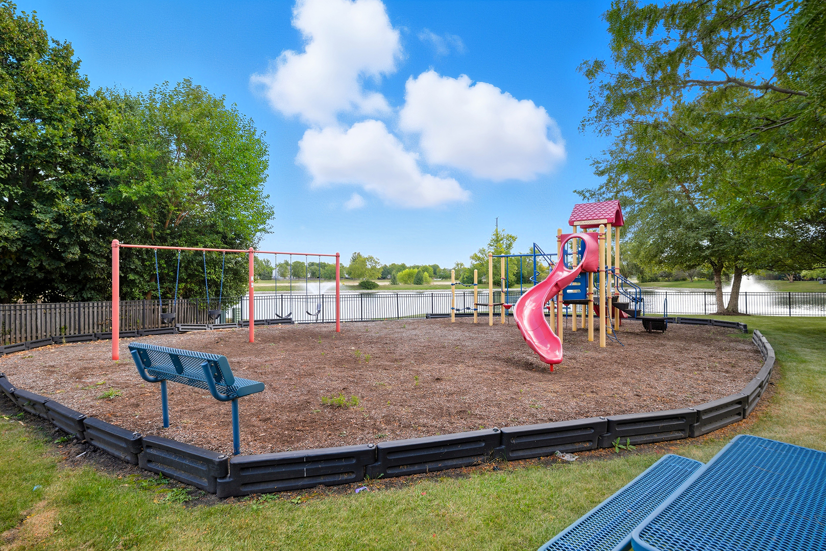 1794 N Wentworth Circle, Romeoville, IL 60446