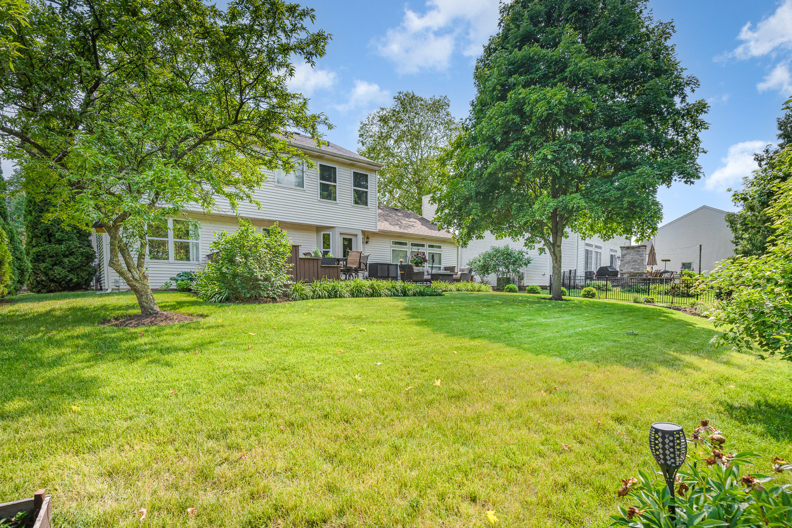 407 Anthony Court, Oswego, IL 60543