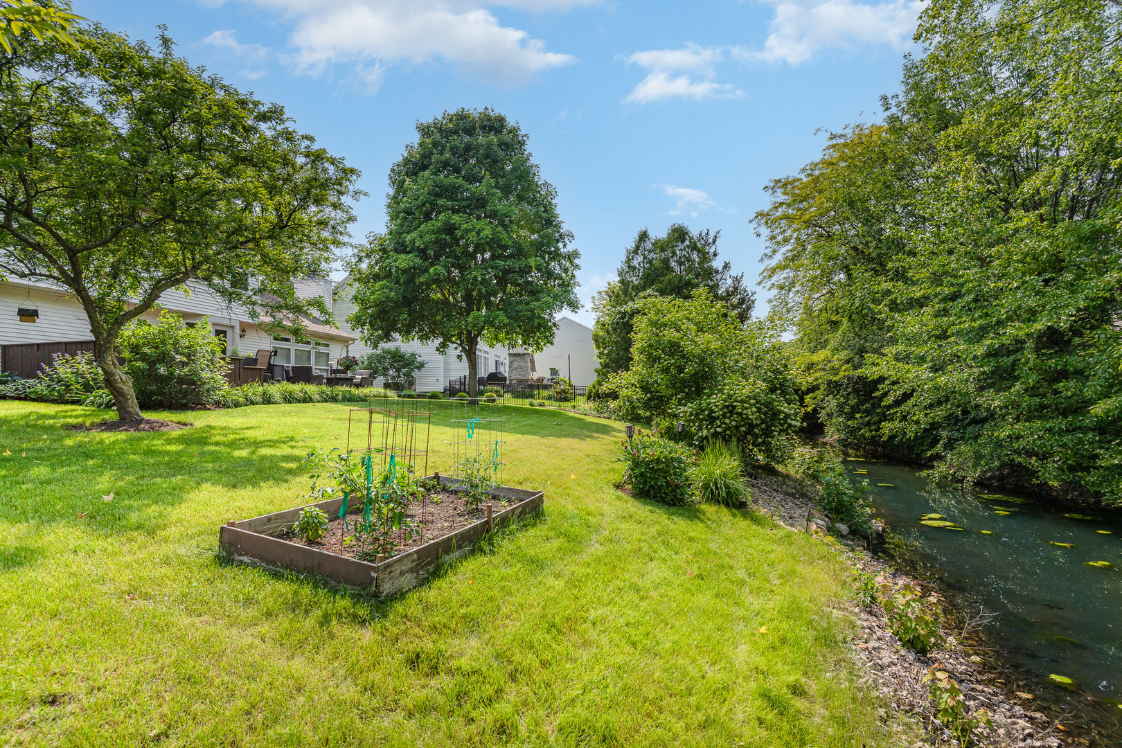 407 Anthony Court, Oswego, IL 60543